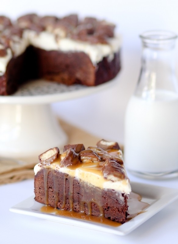 Twix Brownie Cheesecake