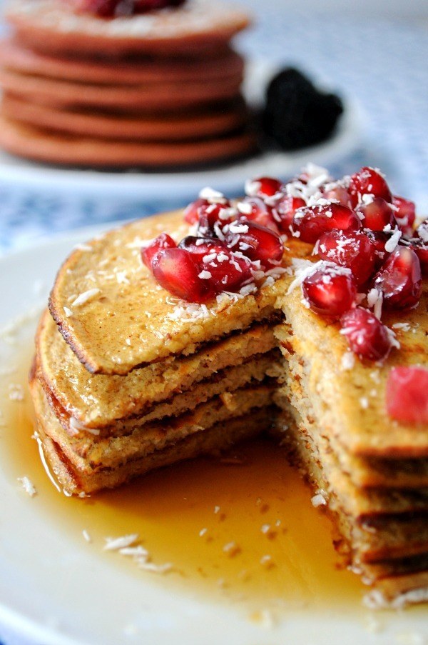 Apple Vanilla Greek Yogurt Blender Pancakes