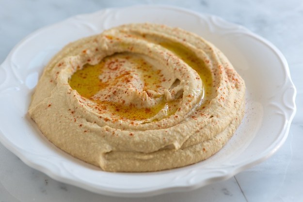 Easy and Smooth Hummus