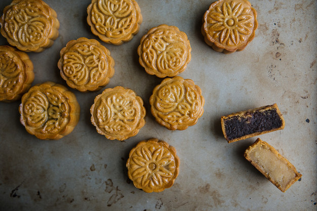Moon Cakes (Yue Bing)