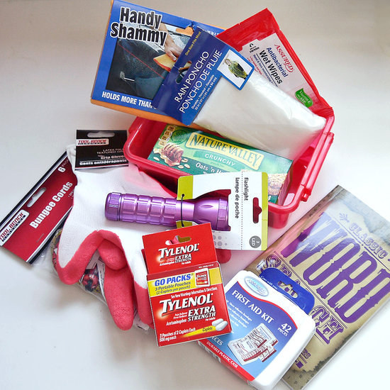 This car safety kit that you need in case of an emergency.