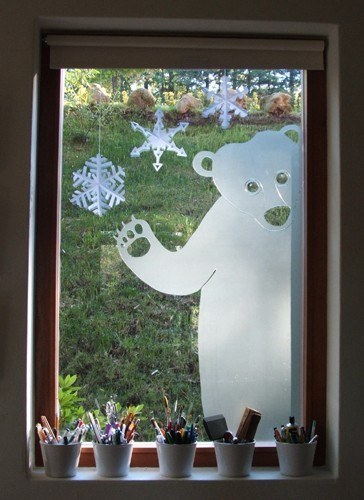 Frost your own windows with wintery scenes.